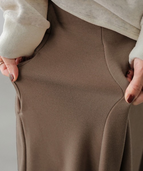 lesperance（レスぺランス）の「裏起毛Aラインフレアロングスカート（スカート・レディース・カーキ/モカ/チャコール・FREE）」の12枚目の写真