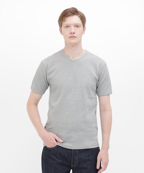 AVIREX(アヴィレックス)の「《DAILY/デイリー》MINI WAFFLE V-NECK S/S T-SHIRT / デイリーウェア ミニワッフル 半袖 Vネック Tシャツ / AVIREX / アヴィレックス(Tシャツ/カットソー・メンズ・ホワイト/ブラック/グレー・SMALL/MEDIUM/LARGE/X-LARGE)」の1枚目の写真