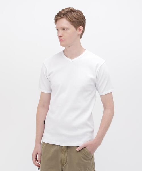 AVIREX(アヴィレックス)の「《DAILY/デイリー》MINI WAFFLE V-NECK S/S T-SHIRT / デイリーウェア ミニワッフル 半袖 Vネック Tシャツ / AVIREX / アヴィレックス(Tシャツ/カットソー・メンズ・ホワイト/ブラック/グレー・SMALL/MEDIUM/LARGE/X-LARGE)」の2枚目の写真