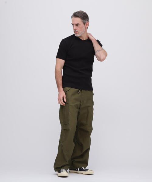 AVIREX（アヴィレックス）の「《DAILY/デイリー》MINI WAFFLE V-NECK S/S T-SHIRT / デイリーウェア ミニワッフル 半袖 Vネック Tシャツ / AVIREX / アヴィレックス（Tシャツ/カットソー・メンズ・ホワイト/ブラック/グレー・SMALL/MEDIUM/LARGE/X-LARGE）」の17枚目の写真