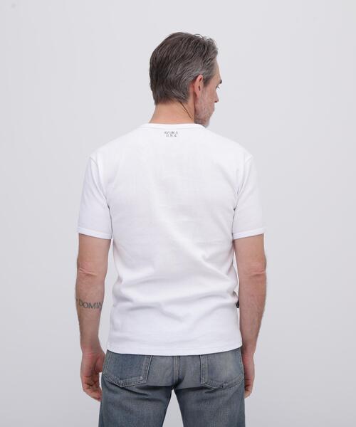 AVIREX(アヴィレックス)の「《DAILY/デイリー》MINI WAFFLE V-NECK S/S T-SHIRT / デイリーウェア ミニワッフル 半袖 Vネック Tシャツ / AVIREX / アヴィレックス(Tシャツ/カットソー・メンズ・ホワイト/ブラック/グレー・SMALL/MEDIUM/LARGE/X-LARGE)」の19枚目の写真