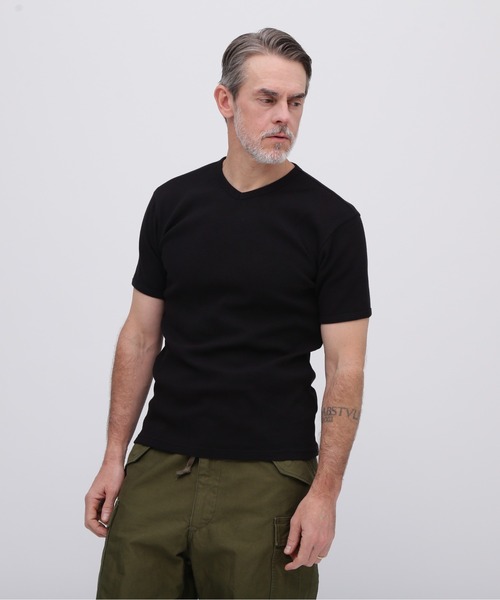 AVIREX（アヴィレックス）の「《DAILY/デイリー》MINI WAFFLE V-NECK S/S T-SHIRT / デイリーウェア ミニワッフル 半袖 Vネック Tシャツ / AVIREX / アヴィレックス（Tシャツ/カットソー・メンズ・ホワイト/ブラック/グレー・SMALL/MEDIUM/LARGE/X-LARGE）」の11枚目の写真