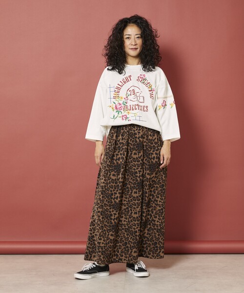 Freada（フリーダ）の「Freada/フリーダ クロスステッチフットボールTシャツ（Tシャツ/カットソー・レディース・ブラック/パープル/ベージュ/ホワイト・ﾌﾘ-）」の19枚目の写真