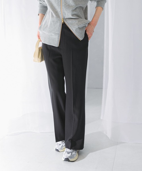 URBAN RESEARCH ROSSO WOMEN（アーバンリサーチ　ロッソ）の「防シワセミフレアパンツ（その他パンツ・レディース・ブラック/ミント/キャメル・36/38/34/40）」の2枚目の写真