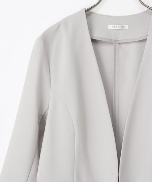 Honeys(ハニーズ)の「【ストレッチ・ウォッシャブル・イージーケア・接触冷感】8分袖カラーレスジャケット(ノーカラージャケット・レディース・ネイビー/ベージュ/グレイッシュベージュ/ブラック/グレー・3L/L/LL/M/S)」の11枚目の写真