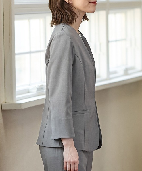 Honeys(ハニーズ)の「【ストレッチ・ウォッシャブル・イージーケア・接触冷感】8分袖カラーレスジャケット(ノーカラージャケット・レディース・ネイビー/ベージュ/グレイッシュベージュ/ブラック/グレー・3L/L/LL/M/S)」の21枚目の写真