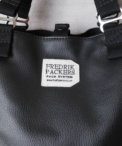 FREDRIK PACKERS(フレドリックパッカーズ)の「【FREDRIK PACKERS】MISSON TOTE <XS> ECO LEATHER ミッション トート エコレザー(トートバッグ・レディース・ブラック・FREE)」の3枚目の写真