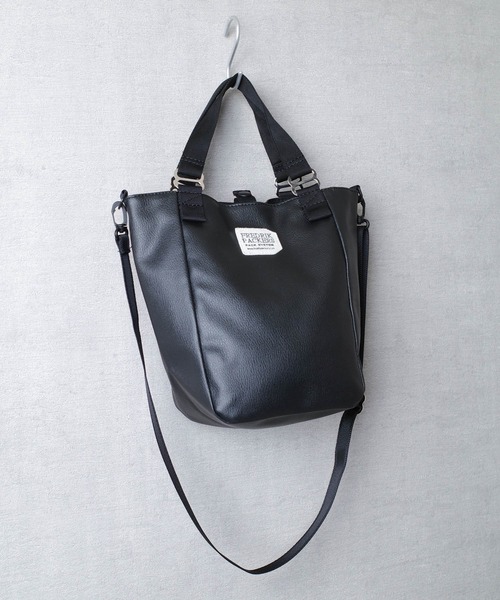 FREDRIK PACKERS(フレドリックパッカーズ)の「【FREDRIK PACKERS】MISSON TOTE <XS> ECO LEATHER ミッション トート エコレザー(トートバッグ・レディース・ブラック・FREE)」の4枚目の写真