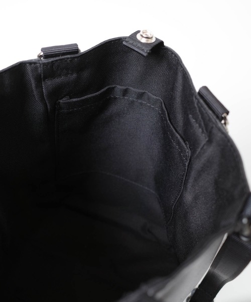 FREDRIK PACKERS(フレドリックパッカーズ)の「【FREDRIK PACKERS】MISSON TOTE <XS> ECO LEATHER ミッション トート エコレザー(トートバッグ・レディース・ブラック・FREE)」の11枚目の写真