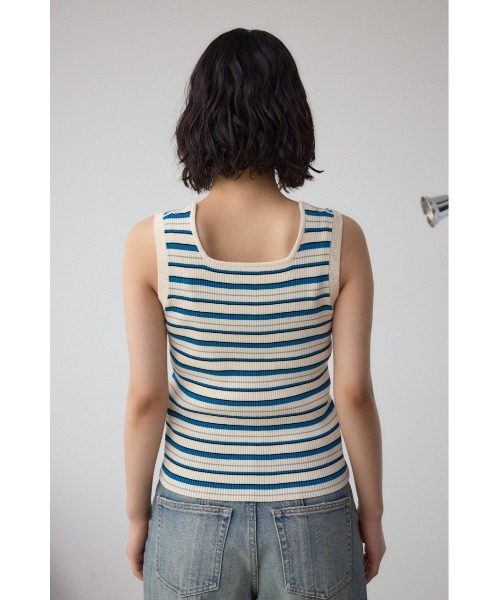 AZUL by moussy（アズールバイマウジー）の「スクエアネックリブタンクトップ（タンクトップ・レディース・アイボリー/ブラック/グリーン系その他/ブルー系その他/グリーン/ピンク・FREE）」の21枚目の写真