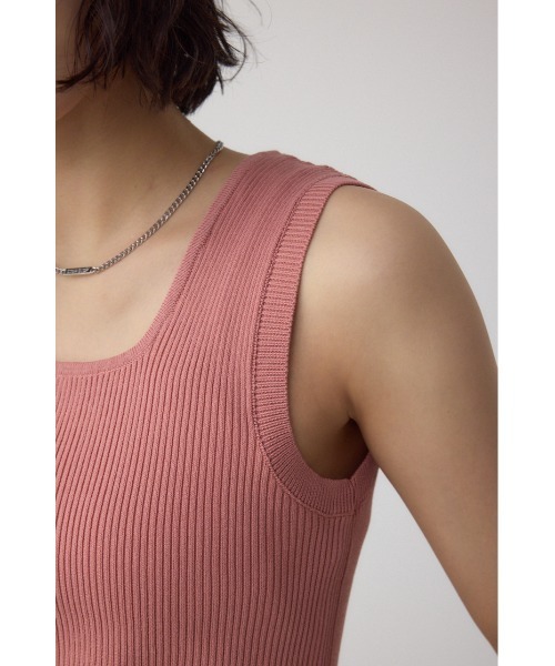 AZUL by moussy（アズールバイマウジー）の「スクエアネックリブタンクトップ（タンクトップ・レディース・アイボリー/ブラック/グリーン系その他/ブルー系その他/グリーン/ピンク・FREE）」の8枚目の写真