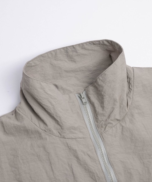 La-gemme（ラジェム）の「チュールドッキング トラックジャケット（ブルゾン・レディース・ブラック/ベージュ/ネイビー/オフホワイト・フリー）」の6枚目の写真