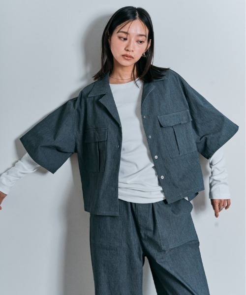 W:Huku(フーク)の「ダブルポケット ハーフシャツ ジャケット / 半袖 ハーフスリーブ(テーラードジャケット・レディース・ネイビー系/アッシュグレー/ブラック/ホワイト系・M/L)」の5枚目の写真