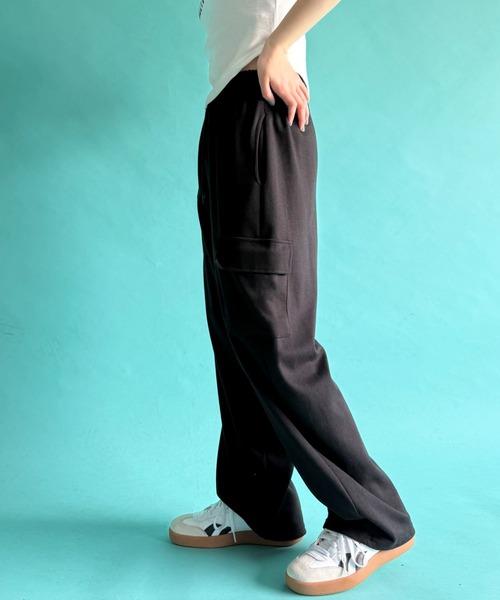 WOND（ウォンド）の「WOND/スウェットカーゴパンツ（スウェットパンツ・レディース・ブラック/グレー・FREE）」の18枚目の写真