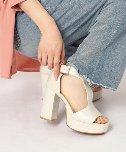 ESPERANZA（エスペランサ）の「Tストラップスクエアサンダル（サンダル・レディース・ブラック系/アイボリー/グレー系・S/M/L/LL）」の7枚目の写真