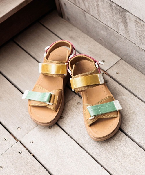 niko and...（ニコアンド）の「オリジナルテープベルトスポーツサンダル（サンダル・レディース・ブラック/アイボリー/ブルー/キャメル・SMALL/MEDIUM/LARGE）」の4枚目の写真