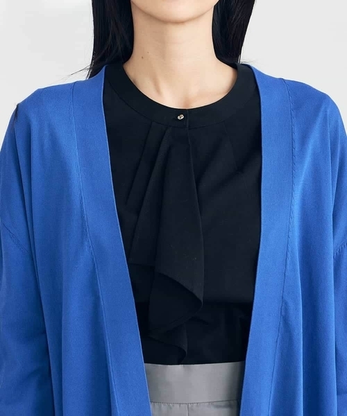 a.v.v（アーヴェヴェ）の「【接触冷感/UVカット/新色追加】サラサラタッチトッパーカーディガン（カーディガン/ボレロ・レディース・ホワイト/グレー系その他/ブラック/ブルー/グリーン・34/38/36/42/40）」の9枚目の写真