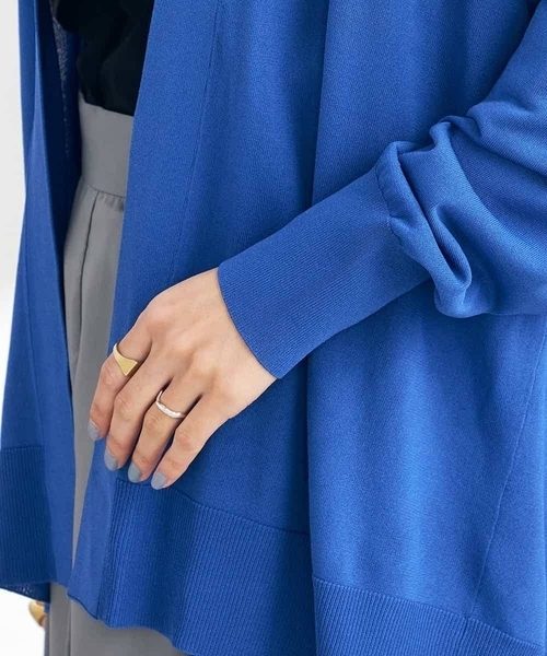 a.v.v（アーヴェヴェ）の「【接触冷感/UVカット/新色追加】サラサラタッチトッパーカーディガン（カーディガン/ボレロ・レディース・ホワイト/グレー系その他/ブラック/ブルー/グリーン・34/38/36/42/40）」の10枚目の写真