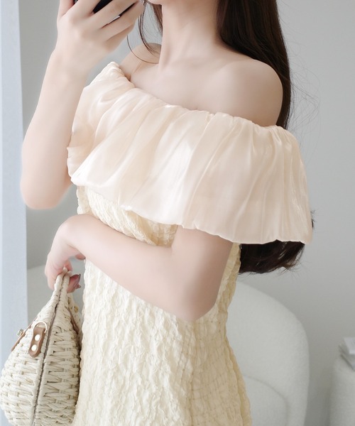 新品未使用MILLY✴︎タグ付きオーガンジー素材ワンピ ミリタリー×シアーの 異素材MIXで仕上げた主役ワンピ。 ベスト