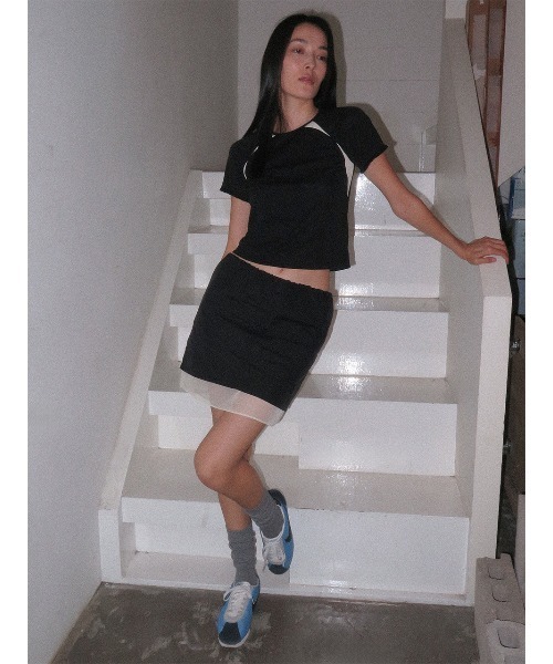 Kijun(キジュン)の「Kijun/キジュン/Frill Backless Top(Tシャツ/カットソー・レディース・ブラック・S/M)」の2枚目の写真