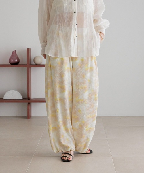 LOWRYS FARM（ローリーズファーム）の「シャイニープリーツイージーパンツ　327979（その他パンツ・レディース・ブラック/アイボリー/ブラック系その他/イエロー系その他・FREE）」の12枚目の写真