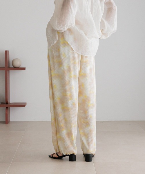 LOWRYS FARM（ローリーズファーム）の「シャイニープリーツイージーパンツ　327979（その他パンツ・レディース・ブラック/アイボリー/ブラック系その他/イエロー系その他・FREE）」の13枚目の写真