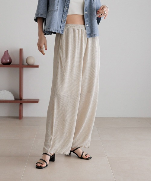 LOWRYS FARM（ローリーズファーム）の「シャイニープリーツイージーパンツ　327979（その他パンツ・レディース・ブラック/アイボリー/ブラック系その他/イエロー系その他・FREE）」の17枚目の写真