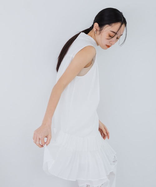 KBF（ケイビーエフ）の「スリーブレスタックプリーツワンピース（ワンピース・レディース・オフホワイト/ブラック/ピンク・ONE）」の7枚目の写真