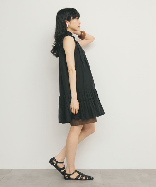 KBF（ケイビーエフ）の「スリーブレスタックプリーツワンピース（ワンピース・レディース・オフホワイト/ブラック/ピンク・ONE）」の17枚目の写真