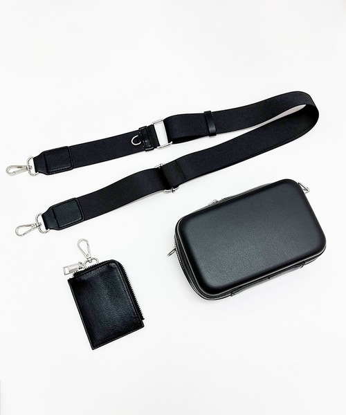 folka（フォルカ）の「4D21 ミニスクエアショルダーバッグ 取り外し可能 カード 小物 コインケース付（ショルダーバッグ・レディース・ブラック/ホワイト/ブラウン・ONESIZE）」の5枚目の写真