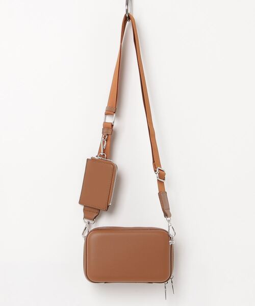 folka（フォルカ）の「4D21 ミニスクエアショルダーバッグ 取り外し可能 カード 小物 コインケース付（ショルダーバッグ・レディース・ブラック/ホワイト/ブラウン・ONESIZE）」の22枚目の写真