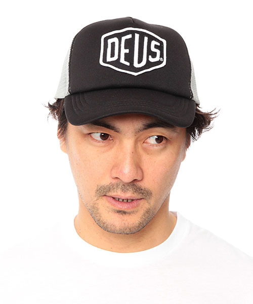 DEUS EX MACHINA(デウスエクスマキナ)の「▼【一部予約】DEUS EX MACHINA / “TRUCKER” BAYLAND キャップ(キャップ・メンズ・グレー/ブルー/ネイビー/ブラック・ONE SIZE)」の7枚目の写真