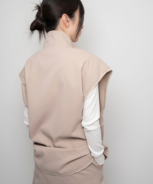 Nora Lily(ノラリリー)の「【Nora Lily】2 material Sleeve-Less Top(UNISEX)(ベスト・メンズ・ベージュ/ネイビー/ライトグリーン・FREE)」の6枚目の写真