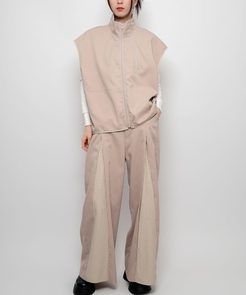 Nora Lily(ノラリリー)の「【Nora Lily】2 material Sleeve-Less Top(UNISEX)(ベスト・メンズ・ベージュ/ネイビー/ライトグリーン・FREE)」の19枚目の写真