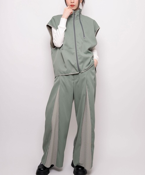 Nora Lily(ノラリリー)の「【Nora Lily】2 material Sleeve-Less Top(UNISEX)(ベスト・メンズ・ベージュ/ネイビー/ライトグリーン・FREE)」の11枚目の写真