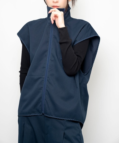 Nora Lily(ノラリリー)の「【Nora Lily】2 material Sleeve-Less Top(UNISEX)(ベスト・メンズ・ベージュ/ネイビー/ライトグリーン・FREE)」の17枚目の写真
