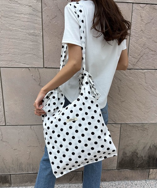 LOWO(ロワ)の「ドット ストライプ 2WAYトートバッグ エコバッグ(トートバッグ・レディース・ブラック系その他2/ブラック系その他/ホワイト系その他・-)」の8枚目の写真