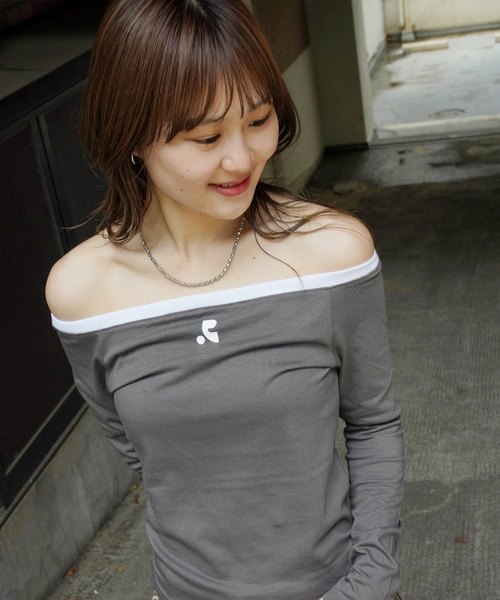 Rest&Recreation(レストアンドレクリエーション)の「【Rest&Recreation/レストアンドレクリエーション】OFF-SHOULDER TOP(Tシャツ/カットソー・レディース・ブラック/ブルー系その他/ホワイト・FREE)」の1枚目の写真