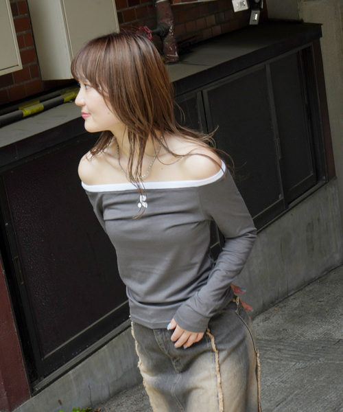 Rest&Recreation(レストアンドレクリエーション)の「【Rest&Recreation/レストアンドレクリエーション】OFF-SHOULDER TOP(Tシャツ/カットソー・レディース・ブラック/ブルー系その他/ホワイト・FREE)」の4枚目の写真