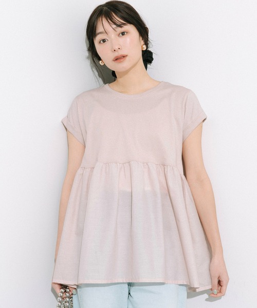 coca(coca)(コカ)の「クルーネックドッキングギャザートップス(Tシャツ/カットソー・レディース・その他1/ブラック/ライトピンク/ホワイト・S/M/L)」の1枚目の写真