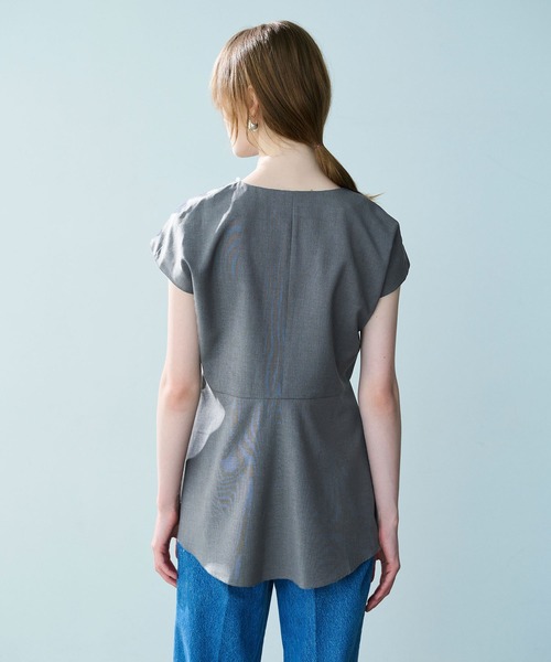 N.O.R.C（ノーク）の「ウォッシャブルペプラムブラウス【CLEAN MOTION】（シャツ/ブラウス・レディース・チャコール/ネイビー・フリー）」の12枚目の写真