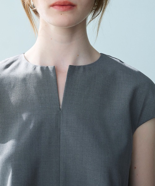 N.O.R.C（ノーク）の「ウォッシャブルペプラムブラウス【CLEAN MOTION】（シャツ/ブラウス・レディース・チャコール/ネイビー・フリー）」の13枚目の写真