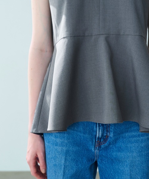 N.O.R.C（ノーク）の「ウォッシャブルペプラムブラウス【CLEAN MOTION】（シャツ/ブラウス・レディース・チャコール/ネイビー・フリー）」の14枚目の写真