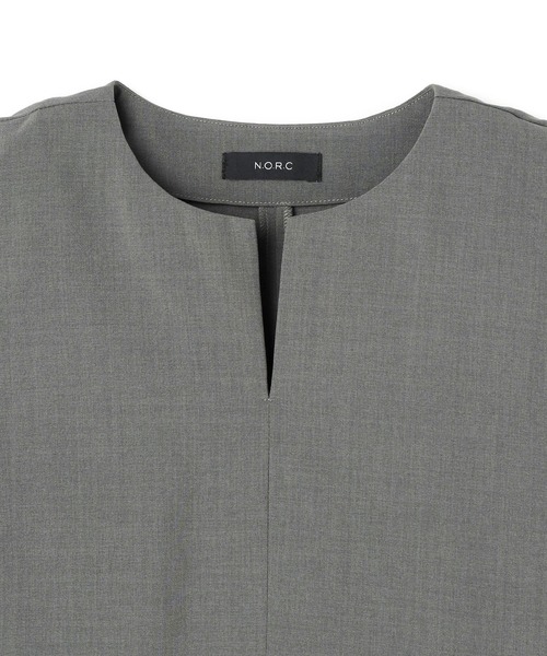 N.O.R.C（ノーク）の「ウォッシャブルペプラムブラウス【CLEAN MOTION】（シャツ/ブラウス・レディース・チャコール/ネイビー・フリー）」の20枚目の写真