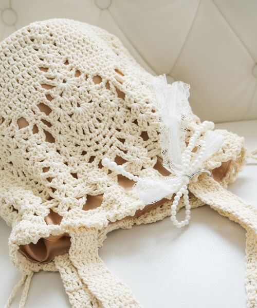 ems excite（エムズエキサイト）の「クロシェ巾着バッグ（ショルダーバッグ・レディース・ブラウン/オフホワイト・ONE SIZE）」の16枚目の写真