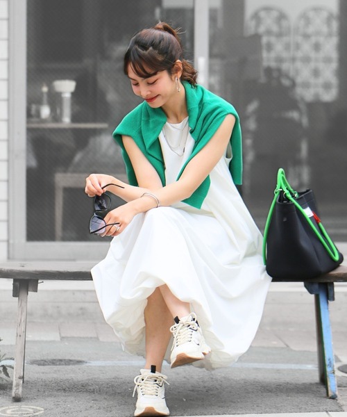 バルーンワンピ 大人の見せ術 小物で魅せる！（ワンピース）｜Ehre