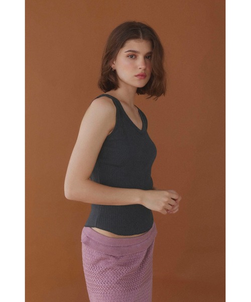 ALEXIA STAM（アリシアスタン）の「Rib V Neck Tank Top /Basic Vネックリブタンク（タンクトップ・レディース・ホワイト/グレー/チャコールグレー・M/S）」の9枚目の写真