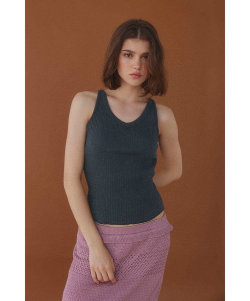 ALEXIA STAM（アリシアスタン）の「Rib V Neck Tank Top /Basic Vネックリブタンク（タンクトップ・レディース・ホワイト/グレー/チャコールグレー・M/S）」の10枚目の写真