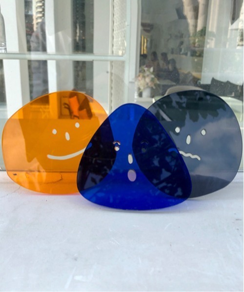 Ein（アイン）の「Ein/アートフェイス アクリル クリア コースター（ランチョンマット/テーブルウェア・レディース・ブルー/ブラック/オレンジ・FREE）」の5枚目の写真