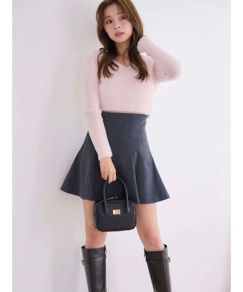 MERCURYDUO（マーキュリーデュオ）の「ミニシャギーVネッククロップドニット（ニット/セーター・レディース・ブラウン/グレー/アイボリー/ベビーピンク/ライトブルー・FREE）」の7枚目の写真